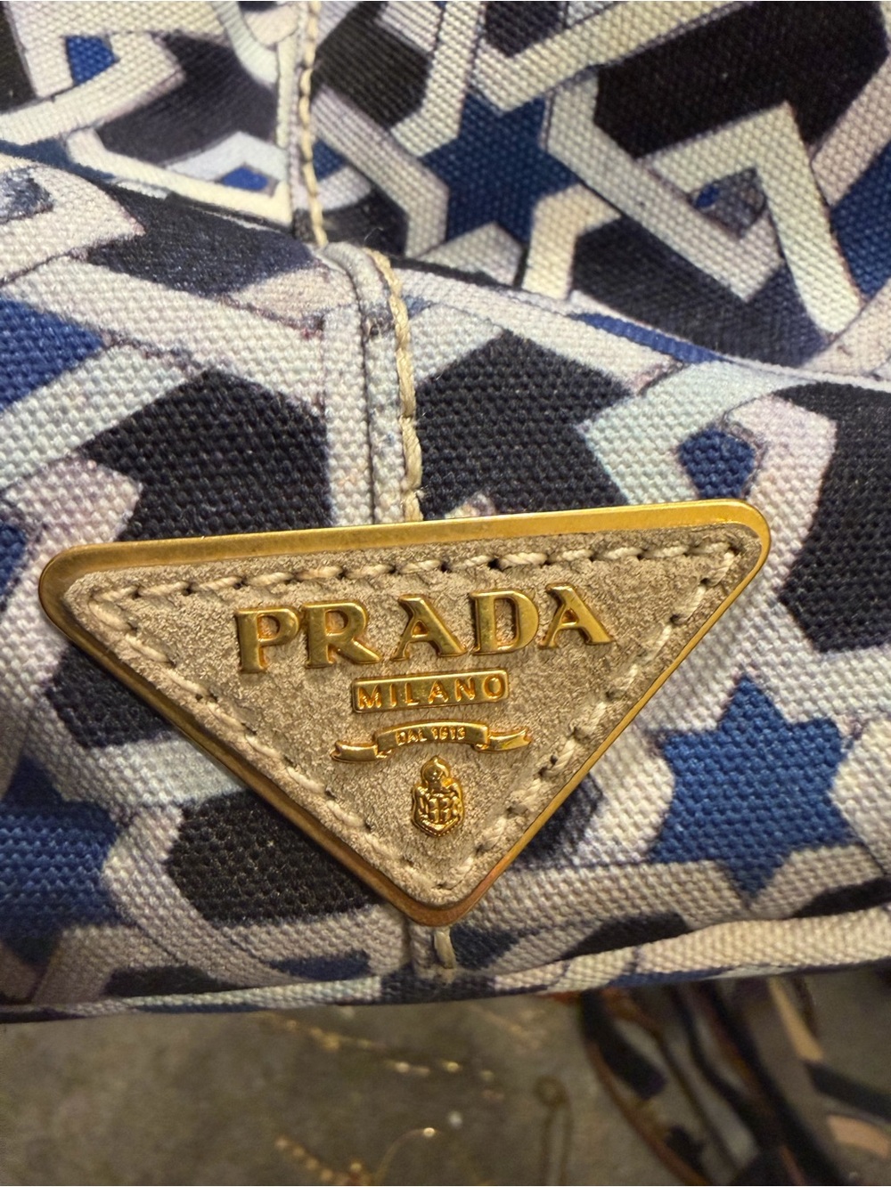 Prada Canapé Large 2010 Mediterranean and Islamic Tile Art Inspired with COA - Picture 4 of 15